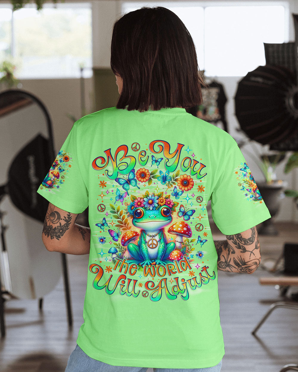Be You The World Will Adjust Colorful Green Frog Hippie Graphic AOP Shirts _4_ 8RJCz