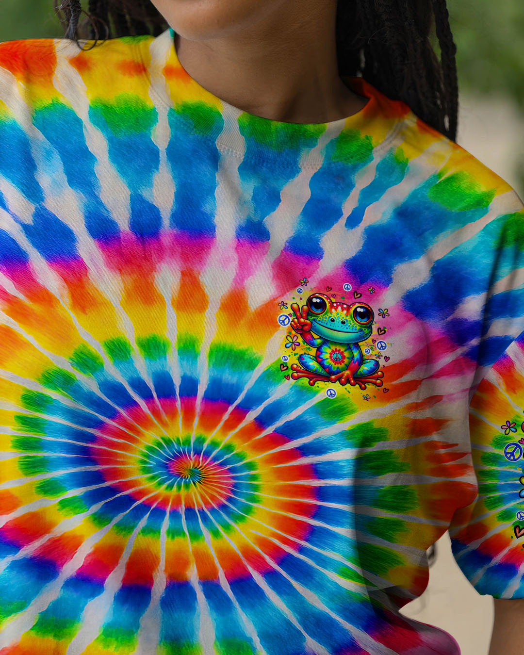 Be You The World Will Adjust Frog Tie Dye Design for Women AOP Shirts _2_ v4pux