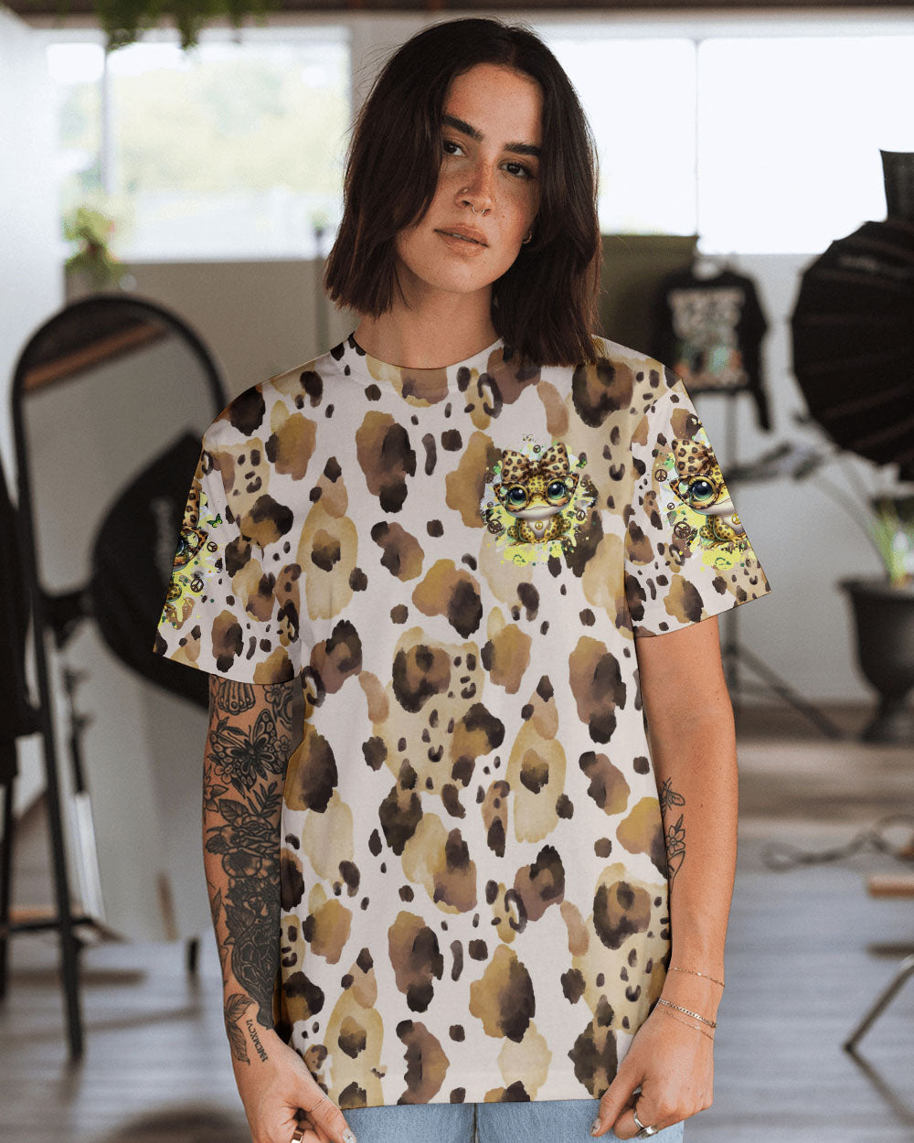 Be You The World Will Adjust Peace Frog Leopard with Glasses and Bow AOP Shirts _14_ 3lCpL