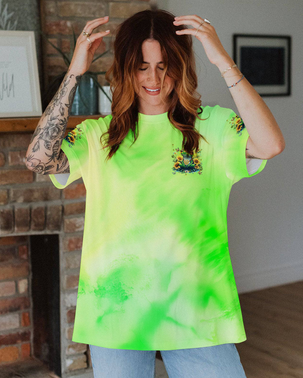 Be You The World Will Adjust Peace Frog and Sunflower AOP Shirts _2_ qvPpi