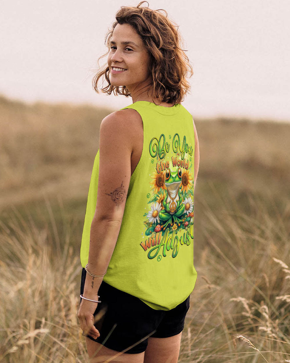 Be You The World Will Adjust Peace Frog with Daisy and Sunflowers Hippie Style AOP Shirts _11_ RG6pY