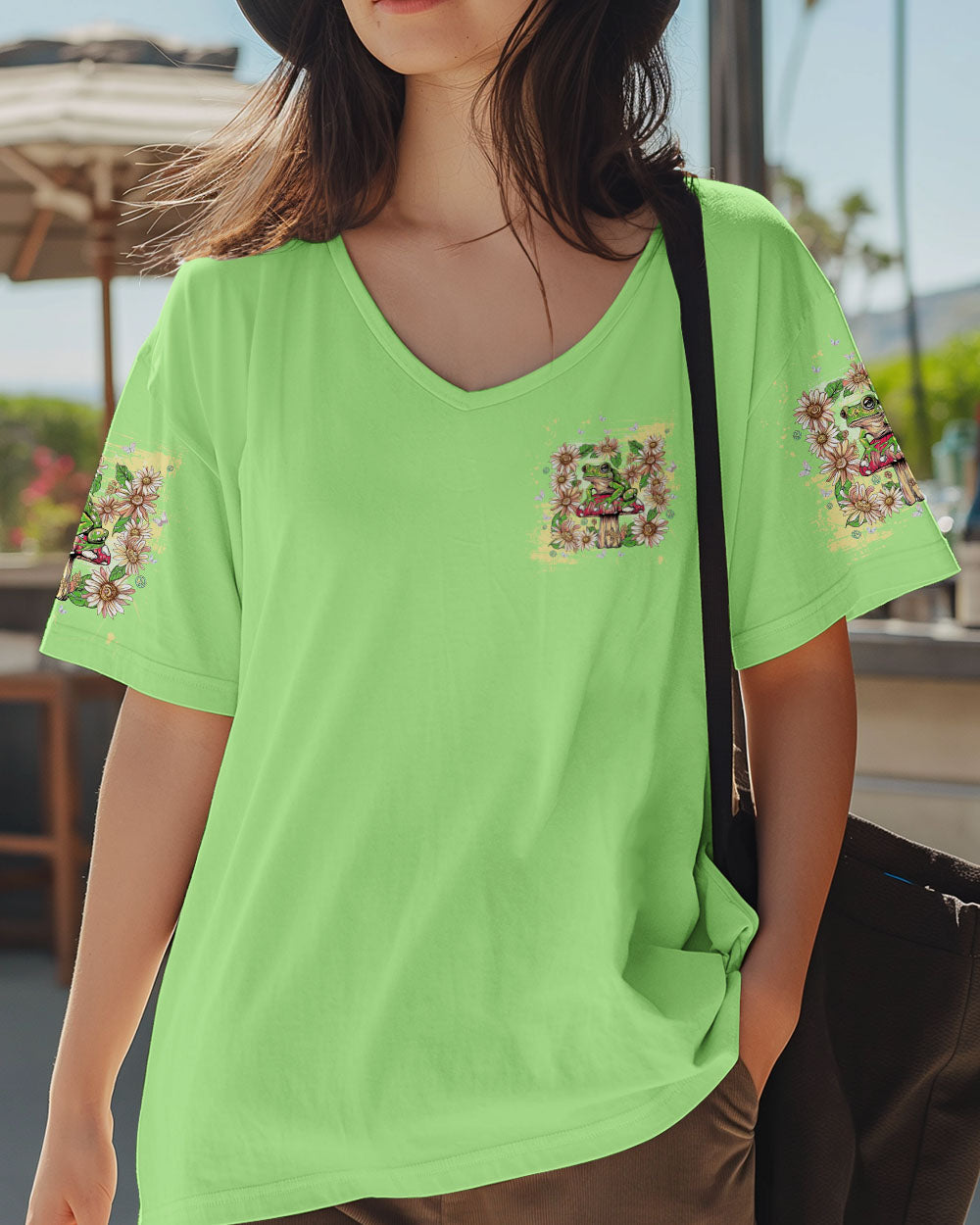 Be You the World Will Adjust Frog on Mushroom Daisy Graphic AOP Shirts _12_ agKpI