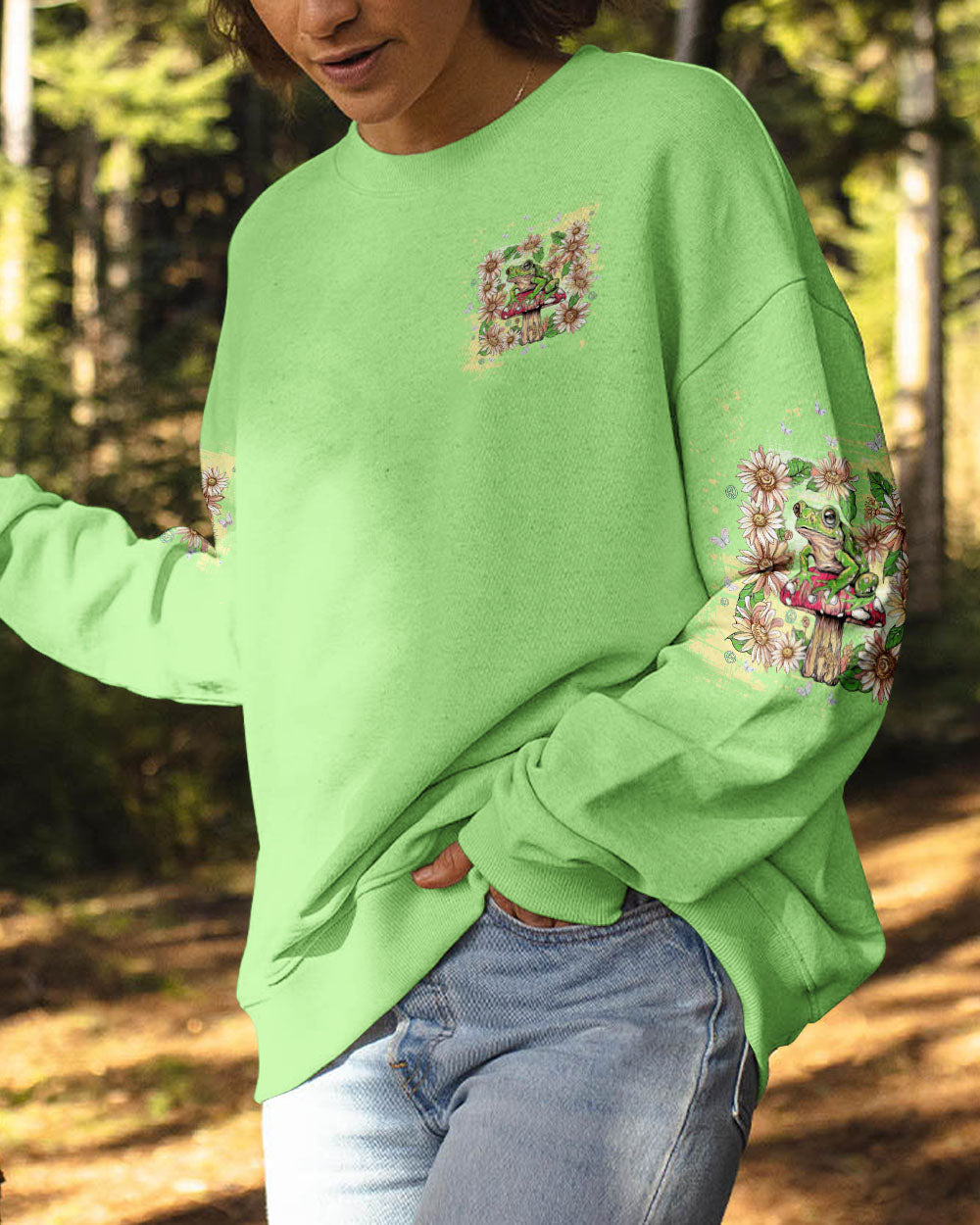 Be You the World Will Adjust Frog on Mushroom Daisy Graphic AOP Shirts _2_ VpmfU