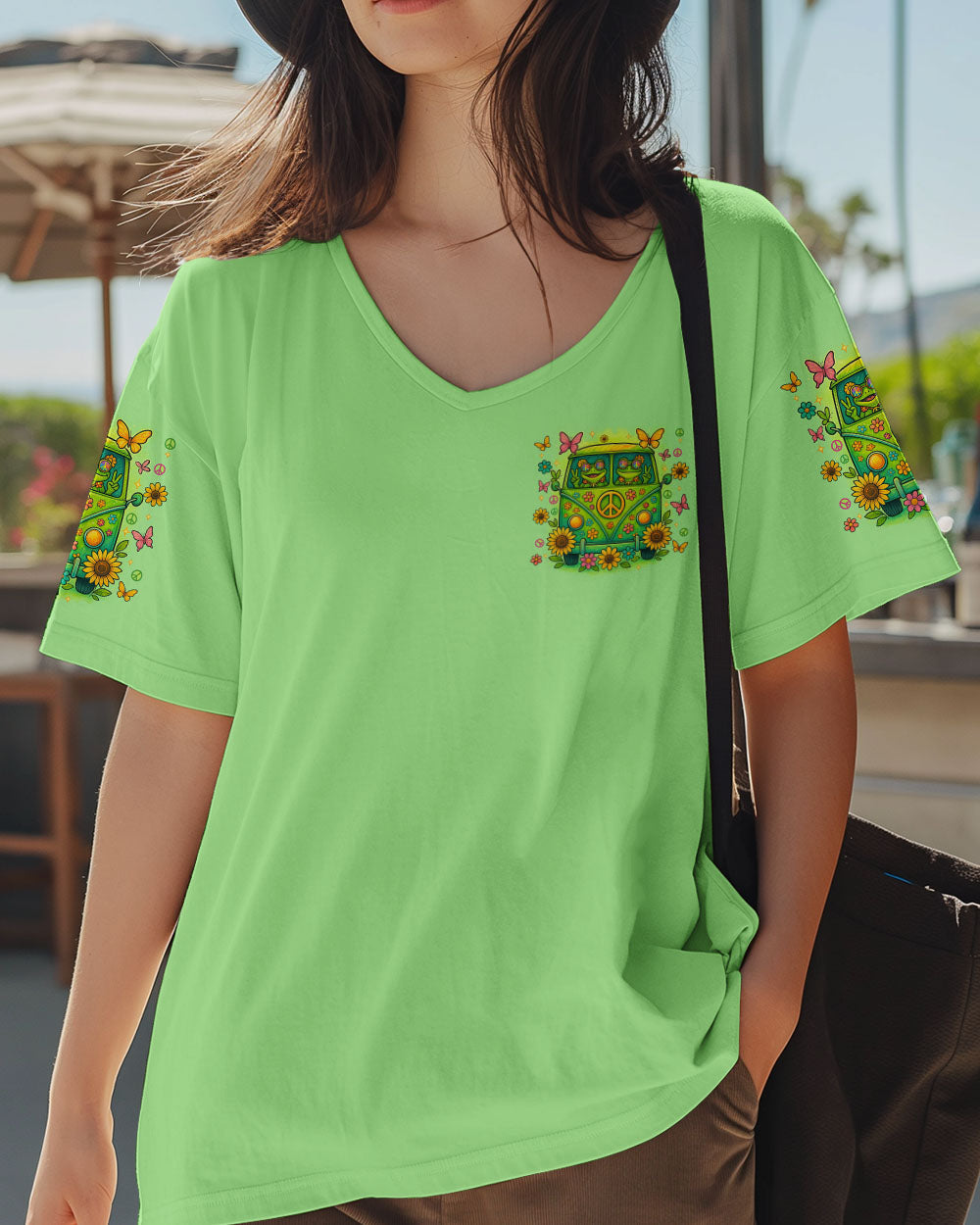 Don_E2_80_99t Worry Be Hippie Cute Frog Retro Van Graphic Tee for Hippie Women AOP Shirts _5_ bWL5k