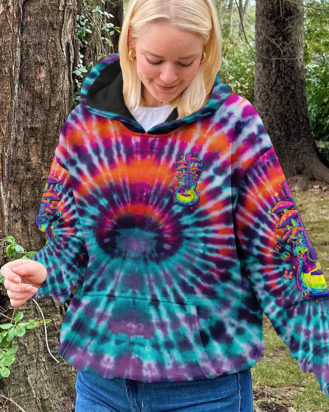 Eat Mushrooms See the Universe Tie Dye Psychedelic Graphic Tee with Guitar for Women AOP Shirts _6_ JY2GE