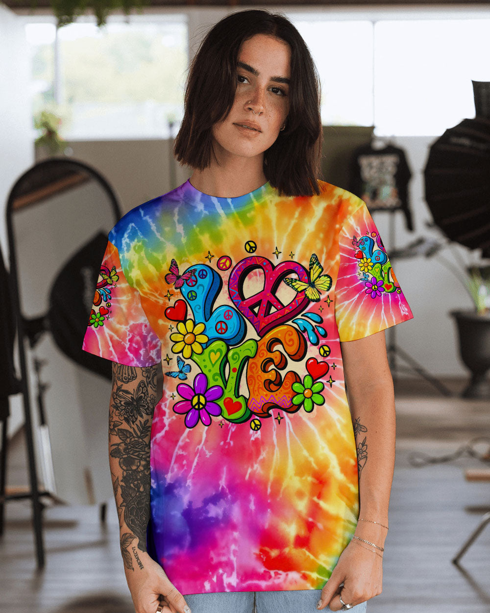 Hippie Love Tie Dye Colorful Flower Graphic Tee for Women AOP Shirts _1_ 6MXbo