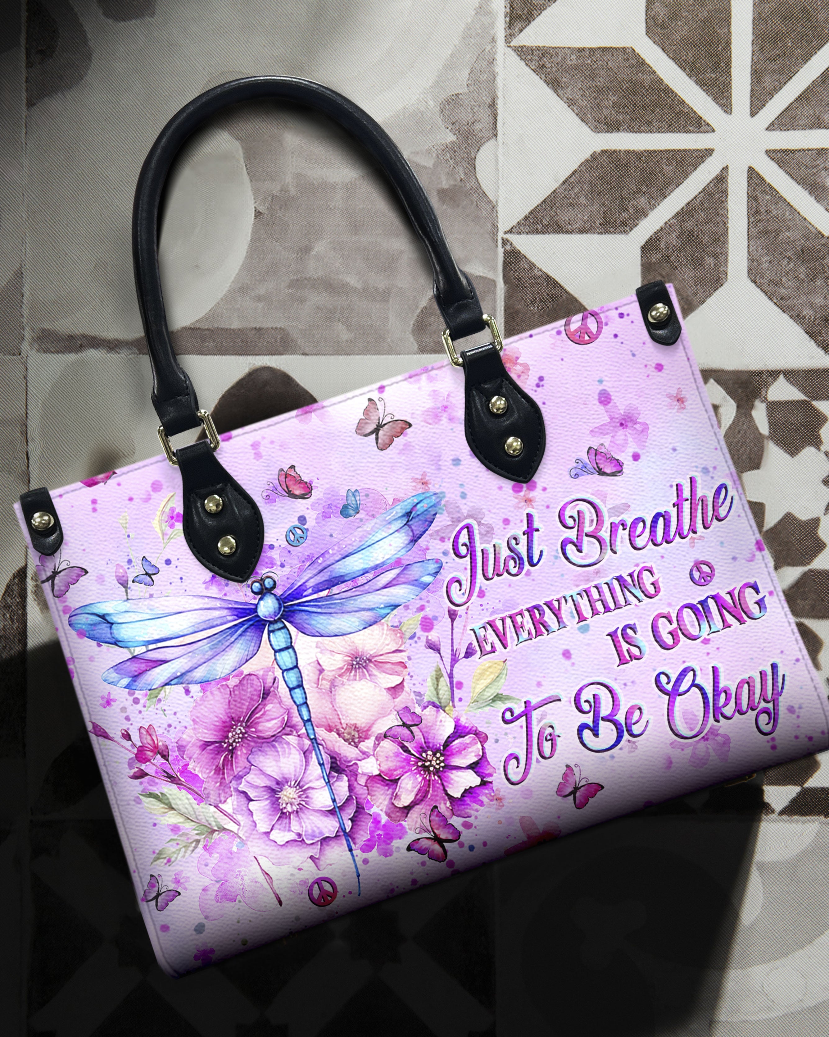 Just Breathe Everything Is Going To Be Okay Motivational Dragonfly with Pink Floral Leather Bag _4_ fuI3m