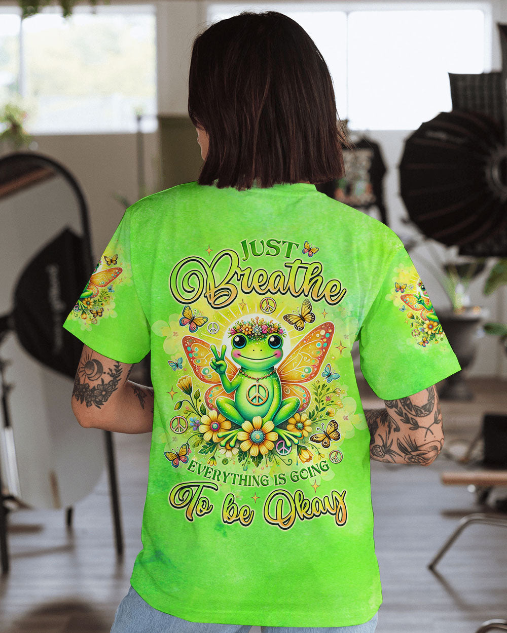 Just Breathe Everything Is Going to Be Okay Cute Frog Green Peaceful AOP Shirts _1_ YNpj2