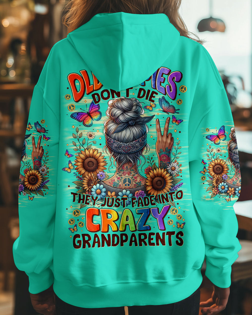 Old Hippies Crazy Grandparents Funny Peace sign with Flower AOP Shirts _1_ o1FVa