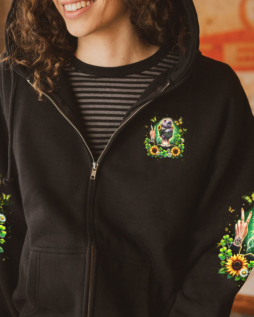 Older Now But Im Still Runnin Against The Wind Hippie Sunflower Girl AOP Shirts _8_ voWoL