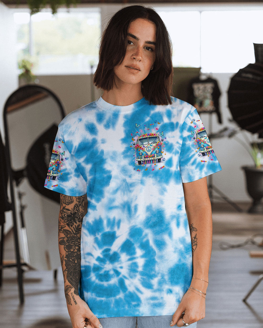 Older Now But Im Still Running Against the Wind Tie Dye VW Bus Retro Hippie AOP Shirts _14_ FKglb