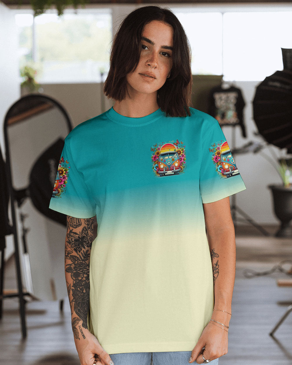 Older Now Runnin Against the Wind Retro Hippie Van Graphic AOP Shirts _3_ 9HgEK