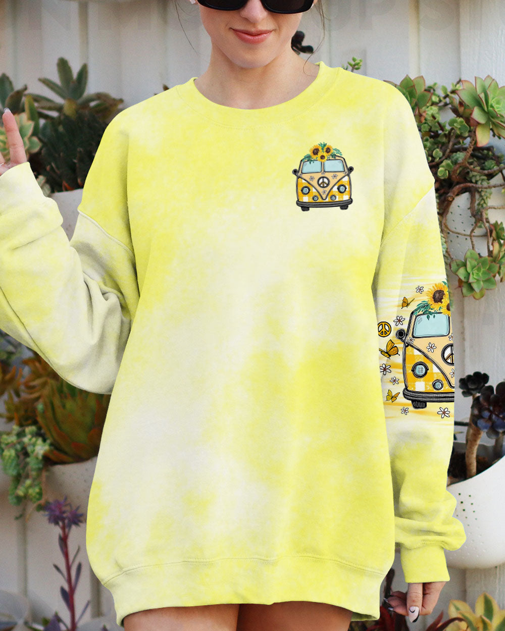 Older Now Still Runnin Against the Wind Retro Yellow Peace Van AOP Shirts _2_ UdIgz