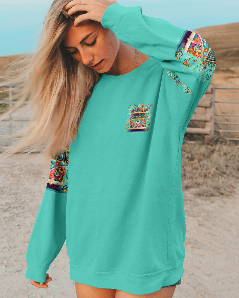 Older Now Still Runnin_E2_80_99 Against the Wind Retro Hippie Van Floral Peace AOP Shirts _9_ zxv7B