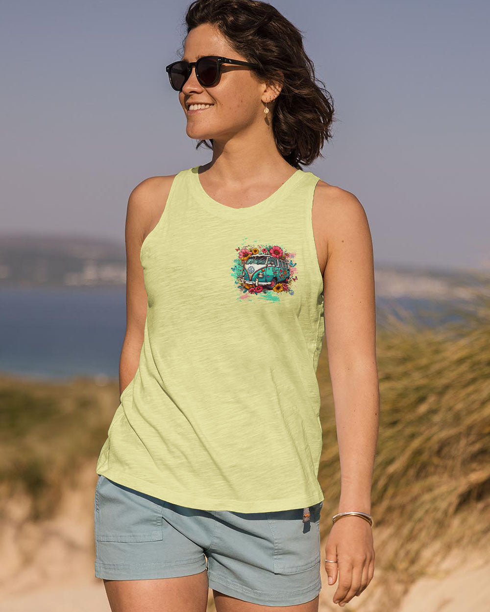 Older Now but Still Runnin Against the Wind Retro Hippie Van Hippie Style AOP Shirts _8_ fHs6S