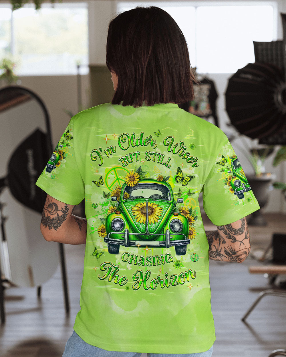 Older Wiser Still Chasing the Horizon Green Sunflower Peace Sign Car AOP Shirts _13_ Nq8KC