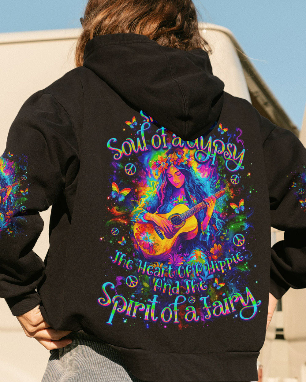 She Has the Soul of a Gypsy _26 Heart of a Hippie Colorful Guitar Design for Women AOP Shirts _8_ 6c2iQ