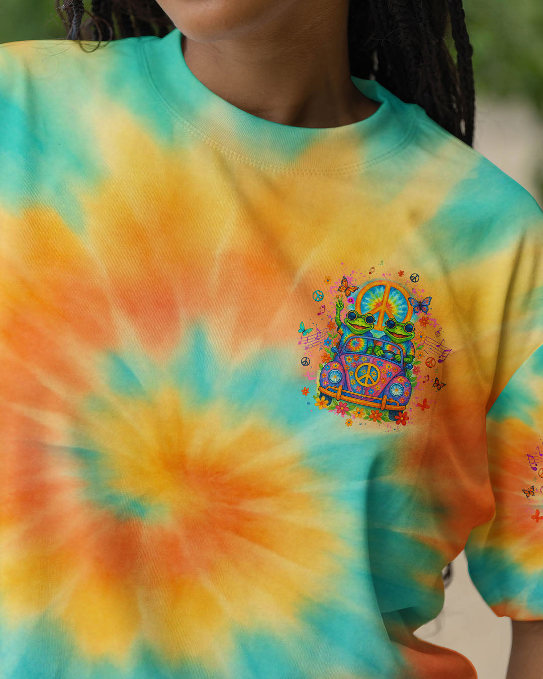 Well Im Older Now Butt Im Still Runnin Against The Wind Tie Dye Frog with Music Graphic for Women AOP Shirts _2_ cHxUQ