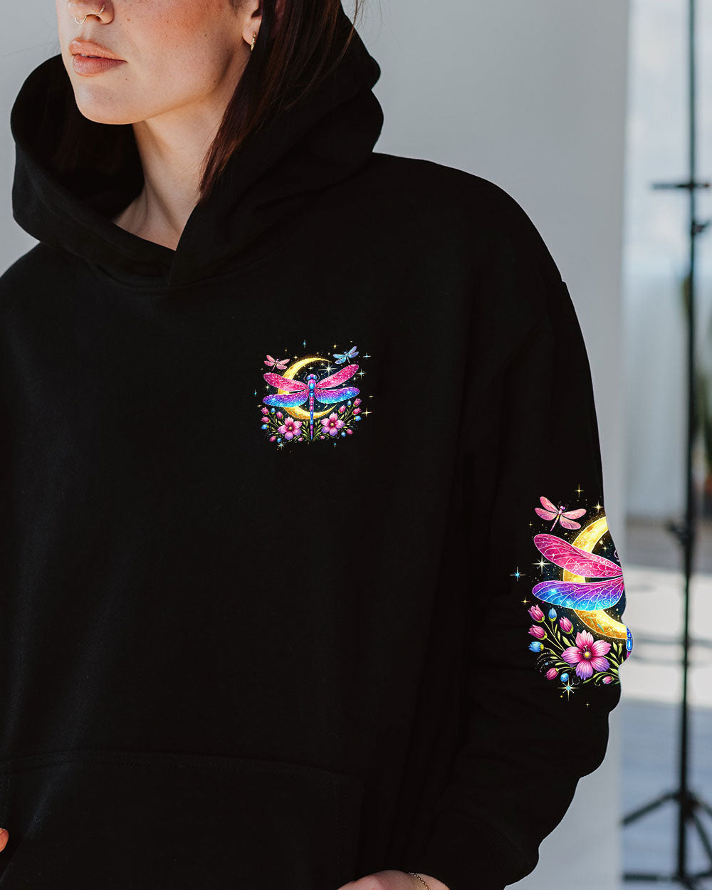 With Freedom Books Flowers and the Moon Colorful Dragonfly Happy Quote AOP Shirts _4_ qUoum