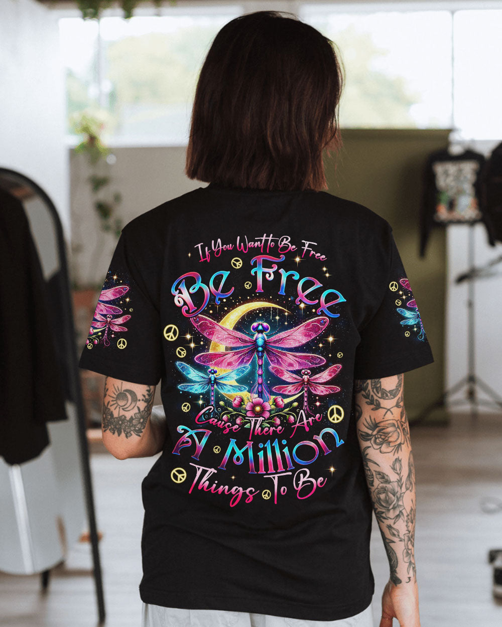 Be Free A Million Things to Be Colorful Dragonfly Hippie Graphic AOP Shirts _1_ QTeMw
