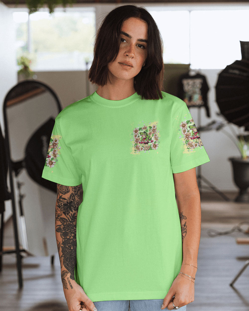 Be You the World Will Adjust Frog on Mushroom Daisy Graphic AOP Shirts _10_ mJ75w