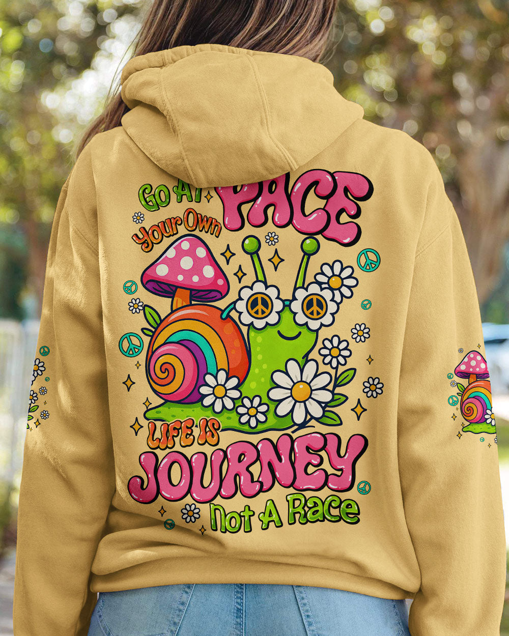 Go At Your Own Pace Hippie Snail Peaceful and Colorful AOP Shirts _2_ tzhdS