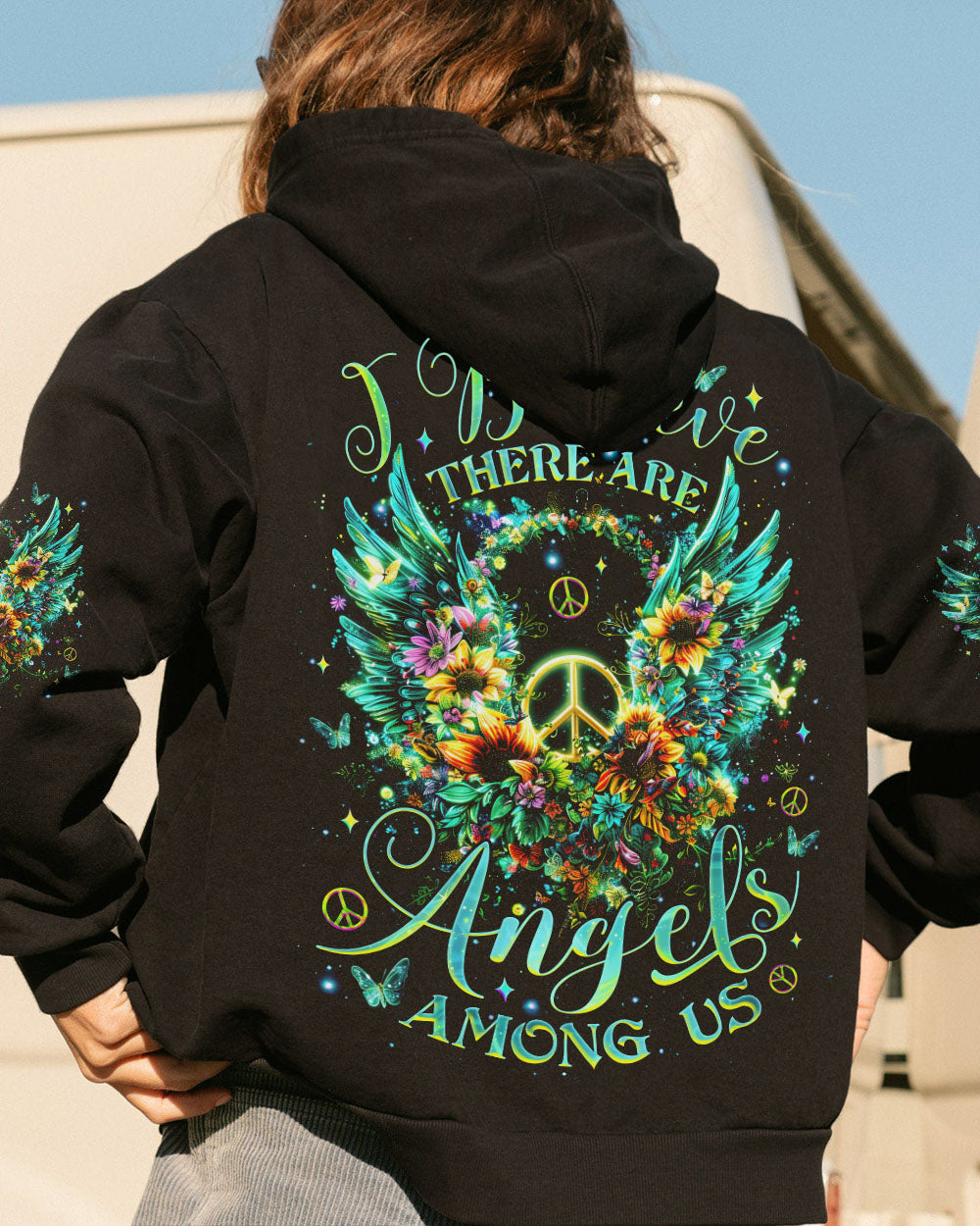 I Believe There Are Angels Among Us Butterfly Flower Wings Peace AOP Shirts _9_ 22frN