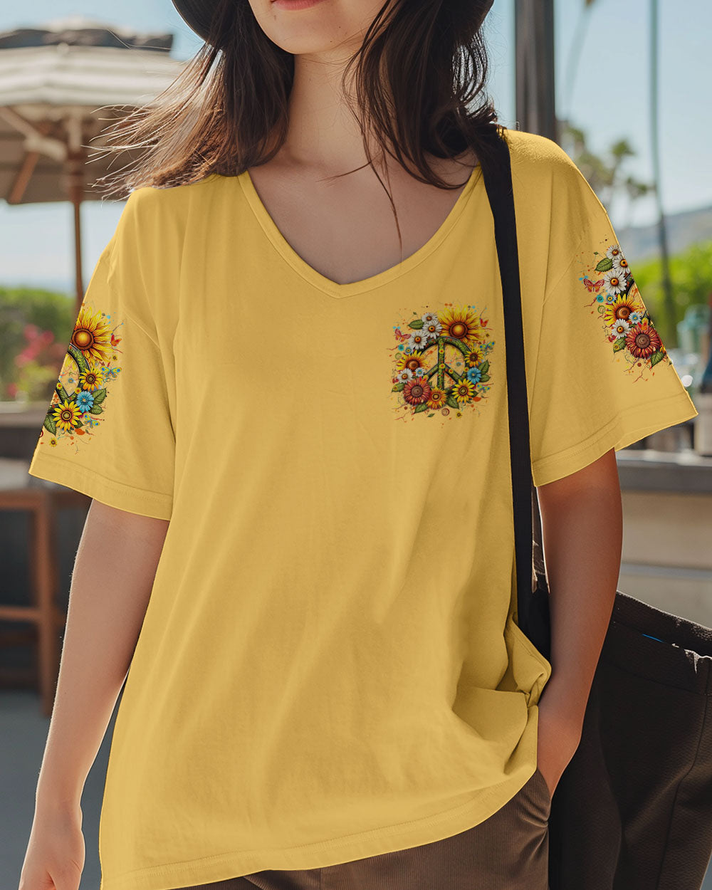 Old Hippies Into Crazy Grandmas Funny Sunflower Peace Sign AOP Shirts _2_ tsixO